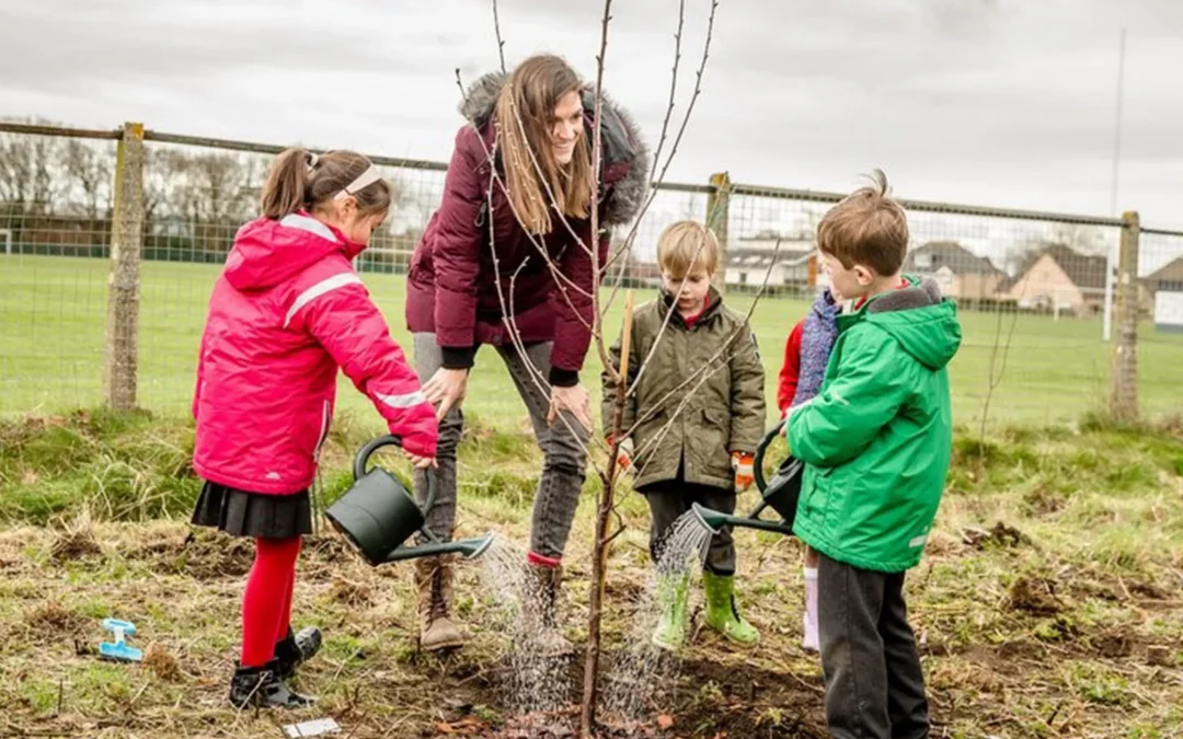 Green tentacled Octopus distributes 10,000 trees in sustainability campaign.