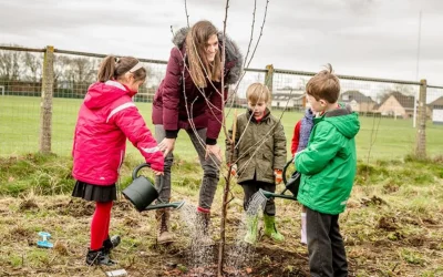 Green tentacled Octopus distributes 10,000 trees in sustainability campaign.